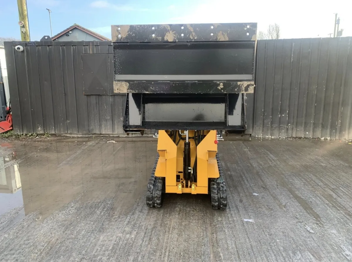 Tracked Pedestrian Skidsteer Loader - Image 2