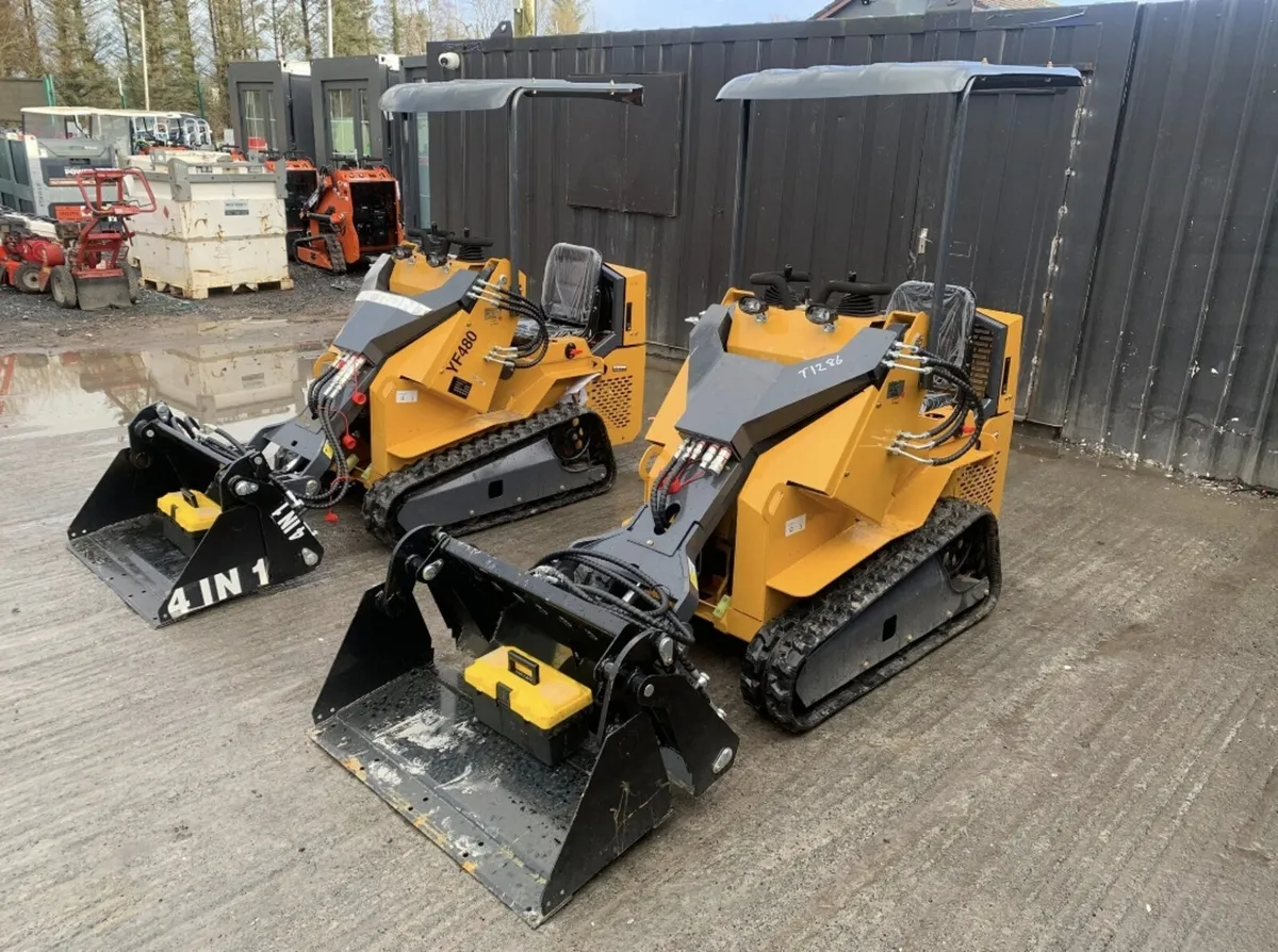 Tracked Pedestrian Skidsteer Loader - Image 3