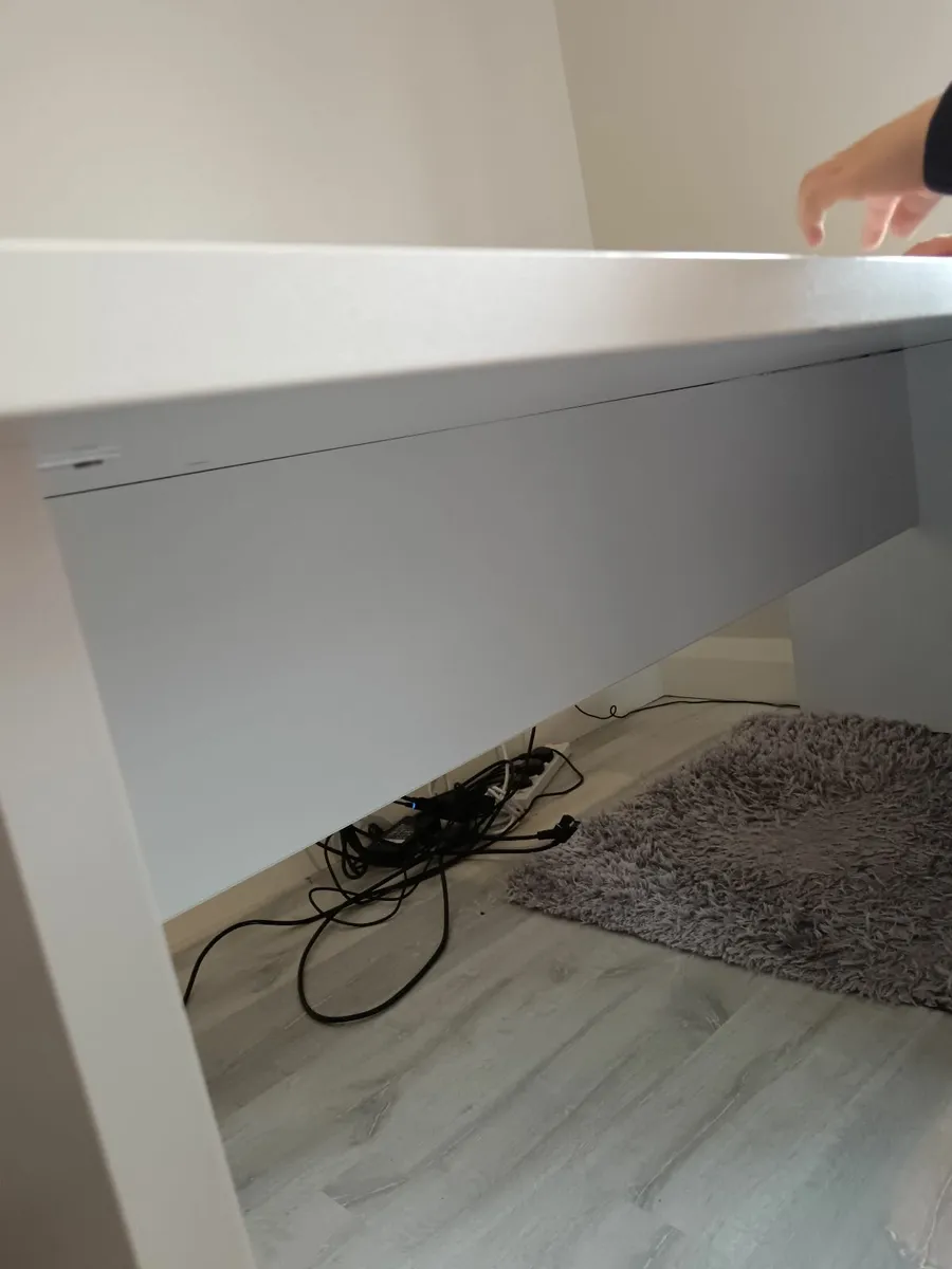 Large White Office Desk - L180cm x W75cm x H74cm - Image 2