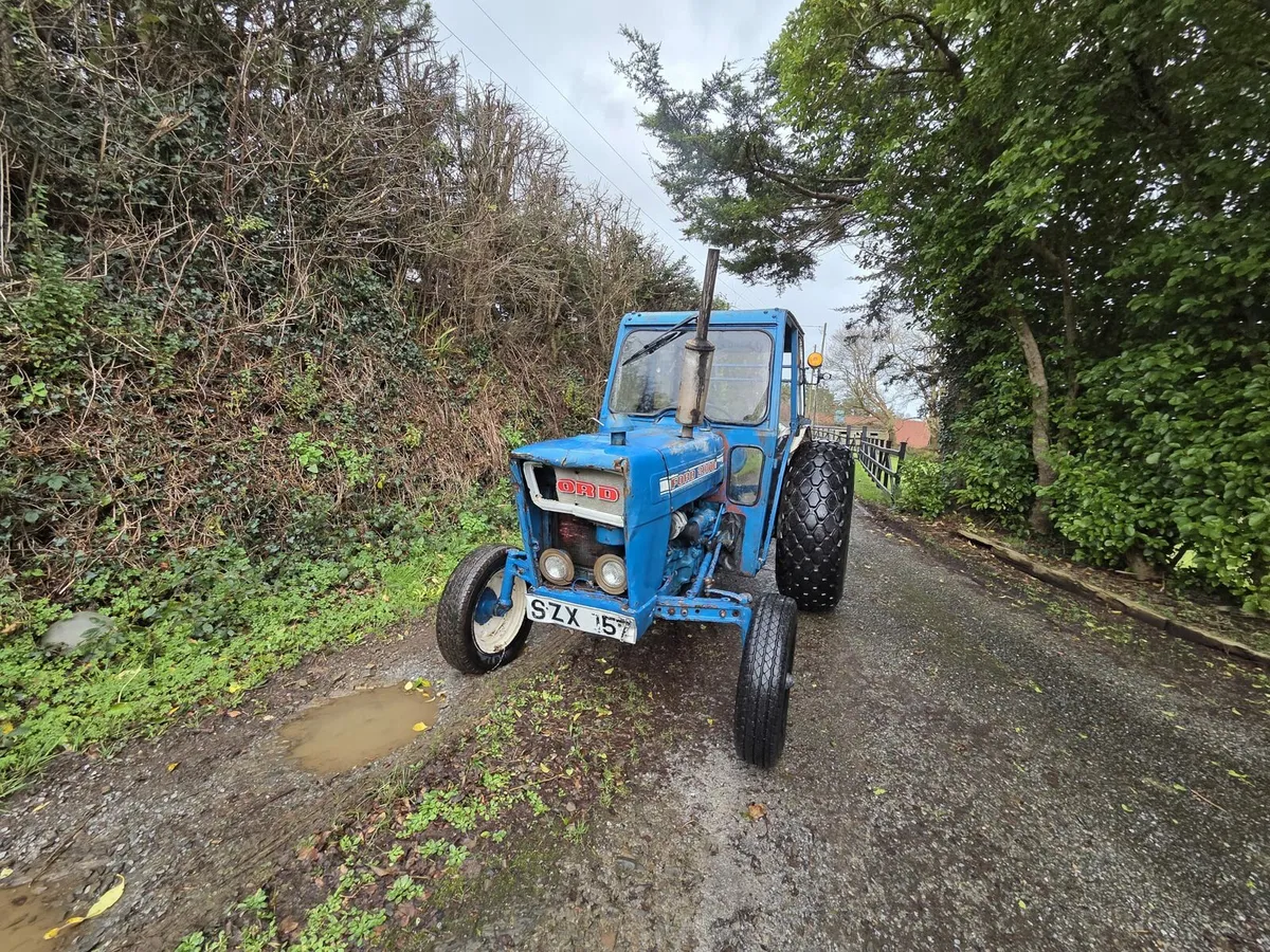 Ford 2000 - Image 4