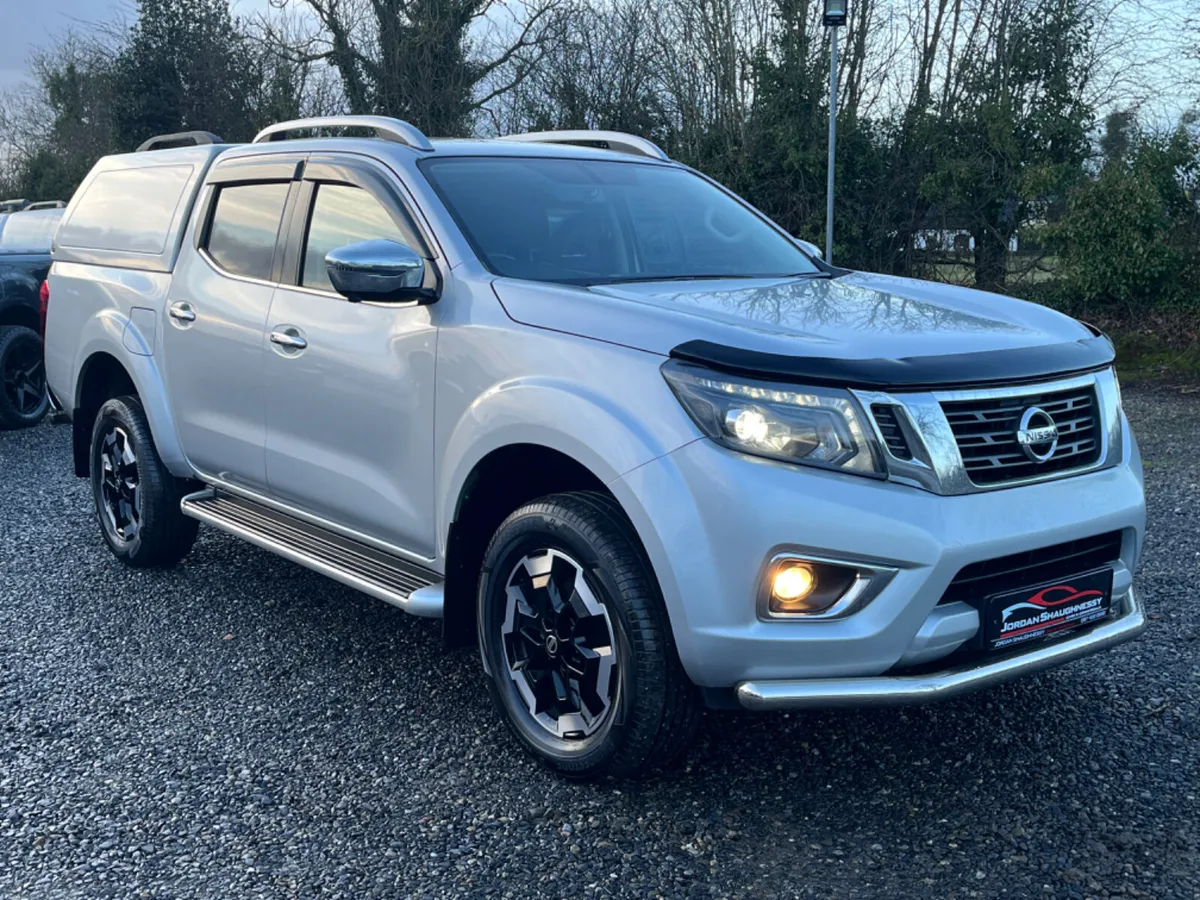 212 NISSAN NAVARA TEKNA AUTOMATIC - Image 1