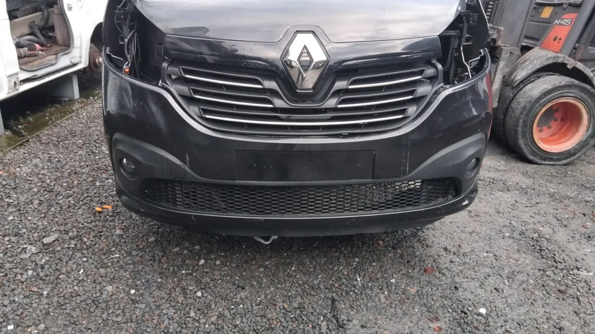 2019 Renault Trafic Complete Front End - Image 1