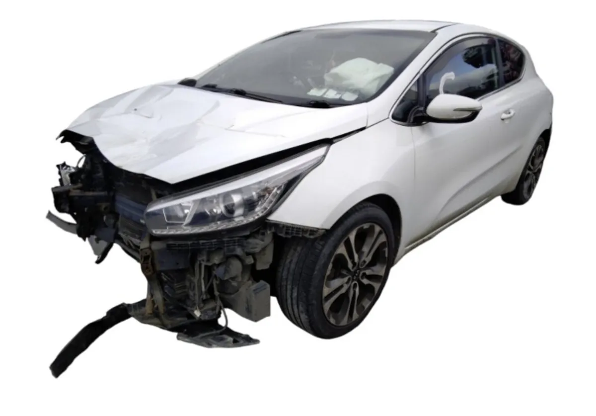 2014 KIA PRO CEED For Breaking/Dismantling - Image 3