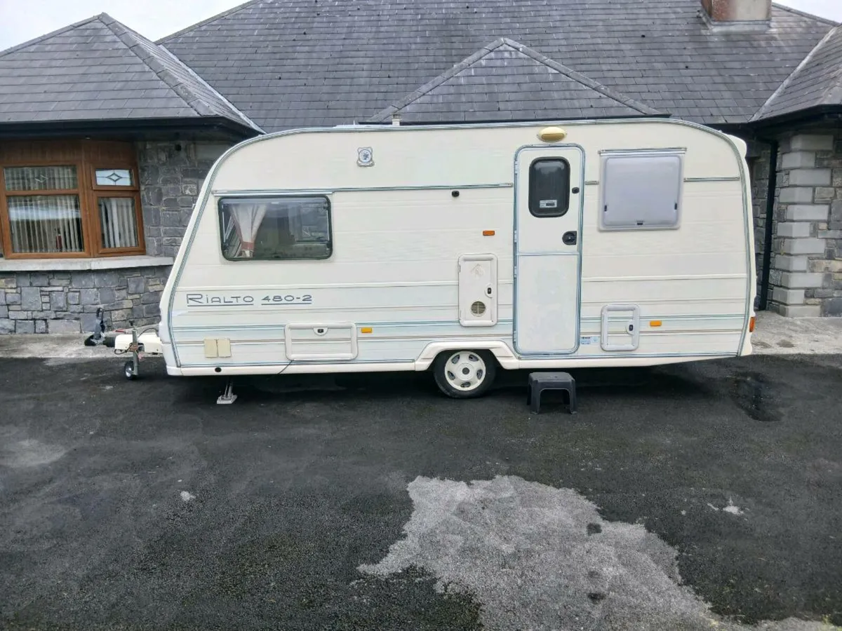 Avondale Caravan - Image 1