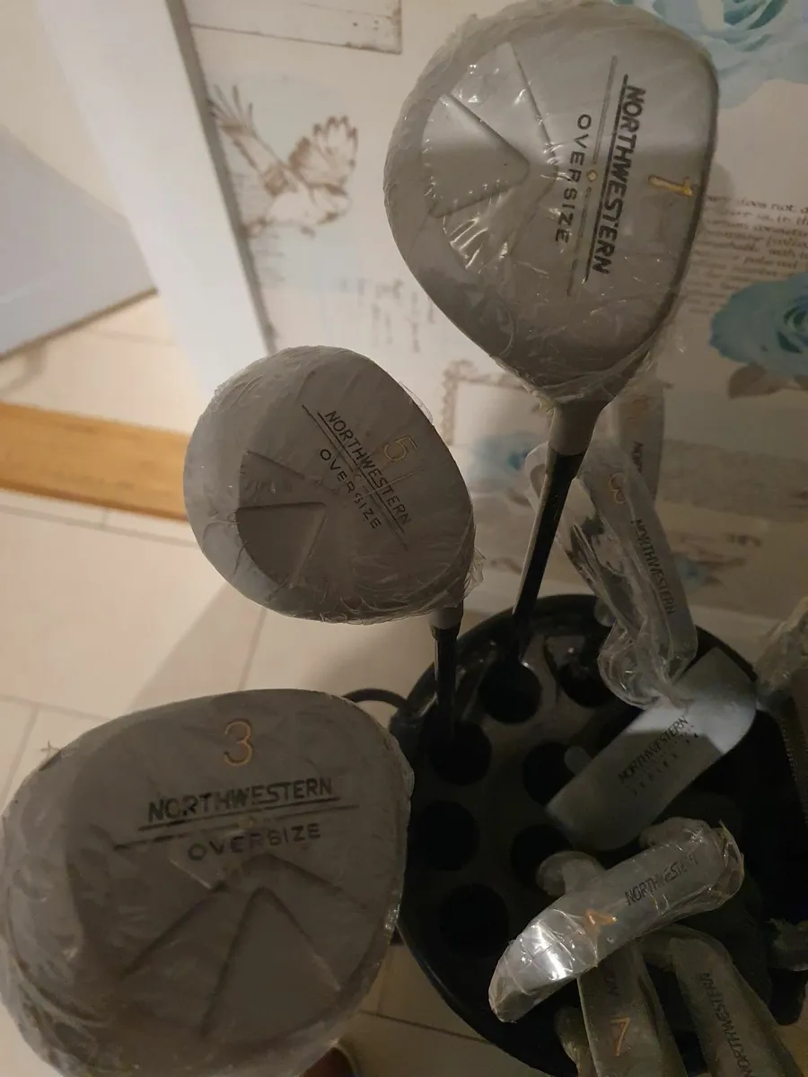 Golf clubs and golf bag - Image 3