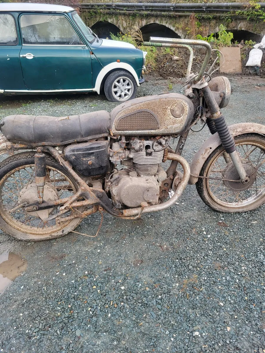 Barn clear motorbikes - Image 1