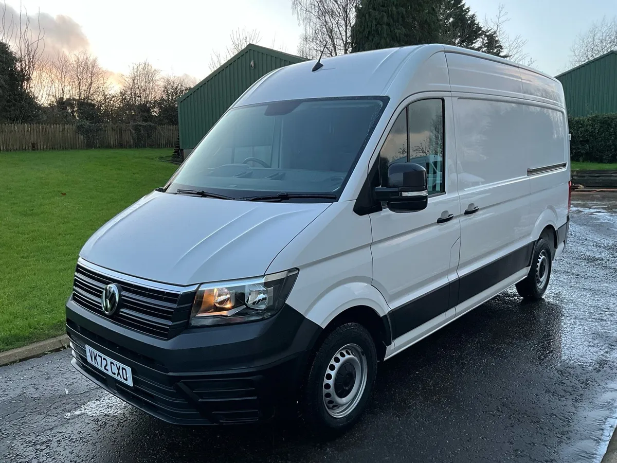 215 VRT 2022 VW CRAFTER MWB - Image 2
