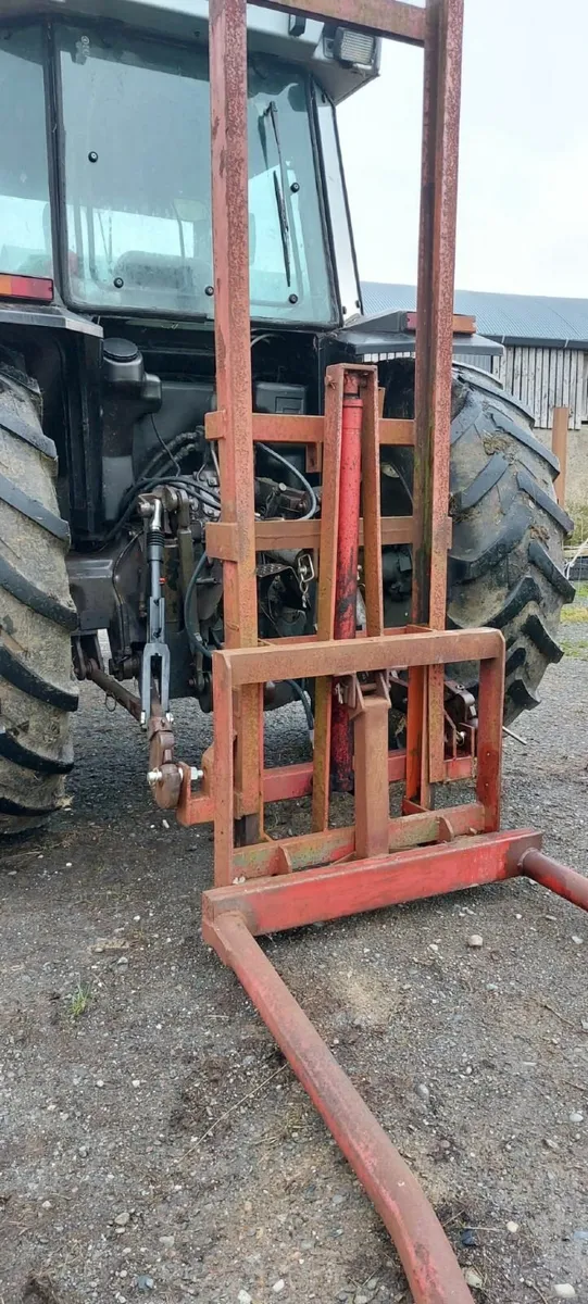 Bale Lifter - Image 2