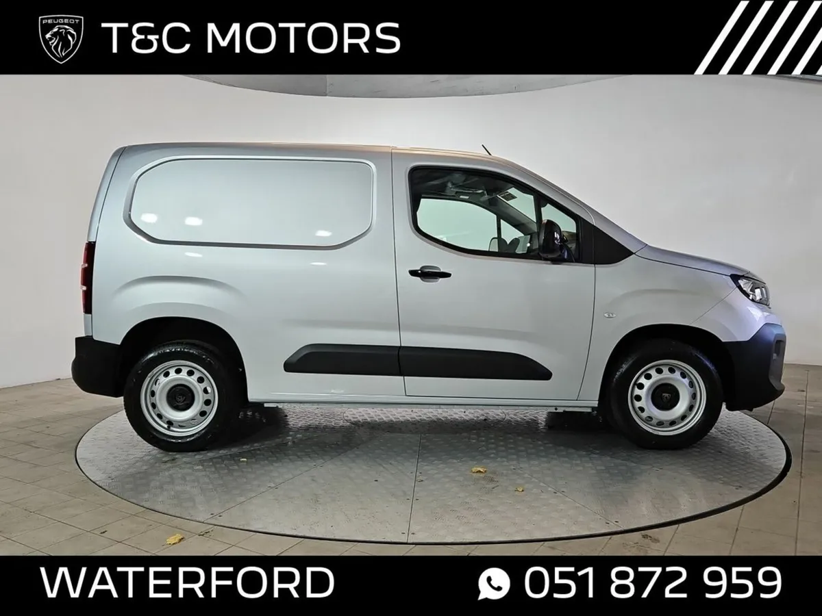 Peugeot Partner Pro Plus, Automatic with Comfort P - Image 4