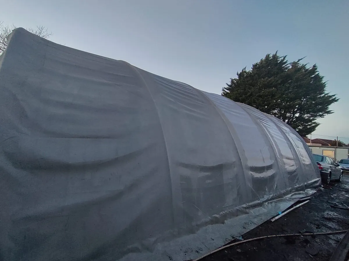 Large steel Shelter - Image 1