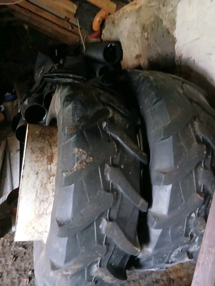 14.9R28 dual wheels - Image 3