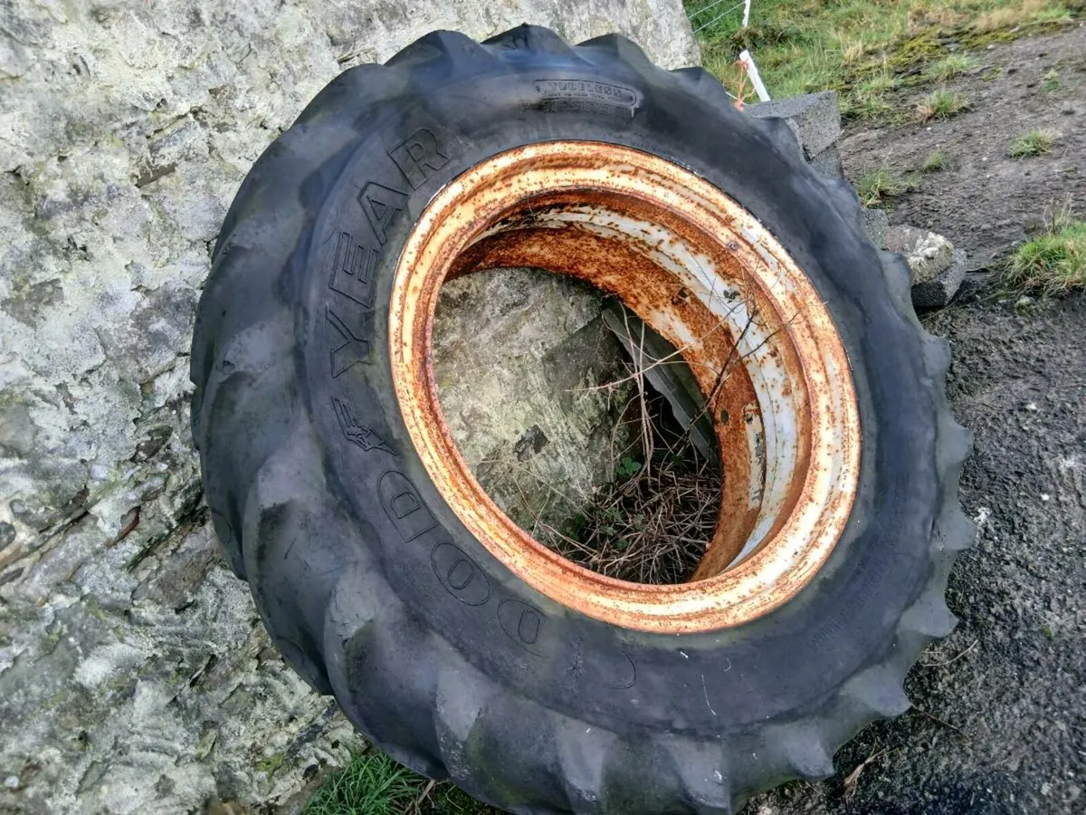 14.9R28 dual wheels - Image 4