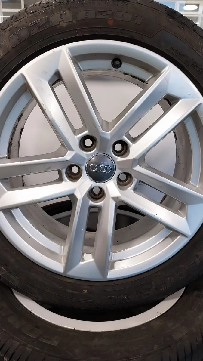 2017 Audi a4 Alloy Wheels Set 225/50R17 - Image 1