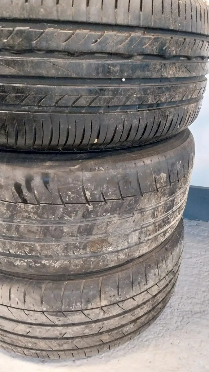 2017 Audi a4 Alloy Wheels Set 225/50R17 - Image 4