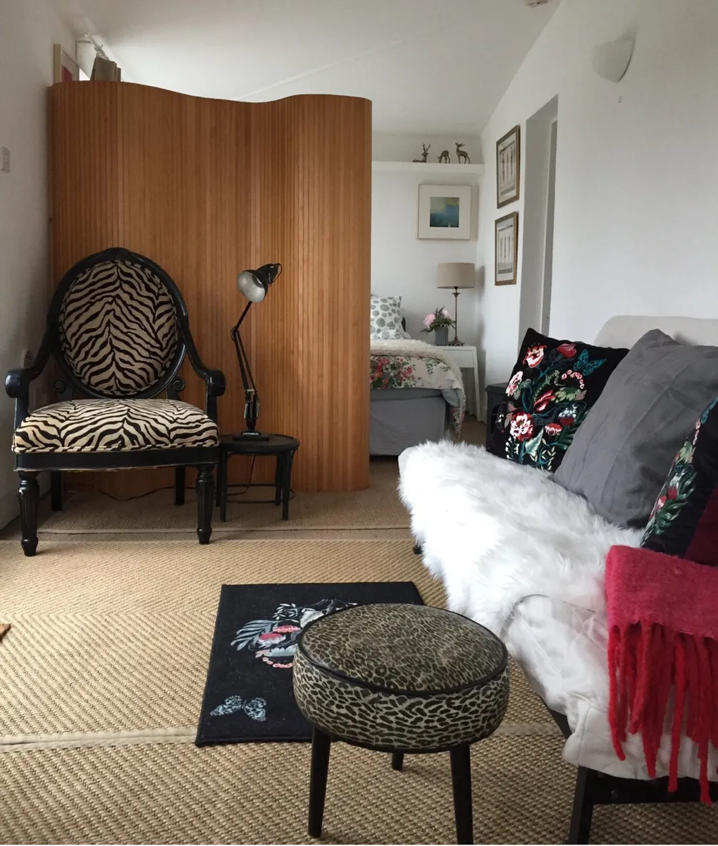 Zebra print armchairs x 2 - Image 2