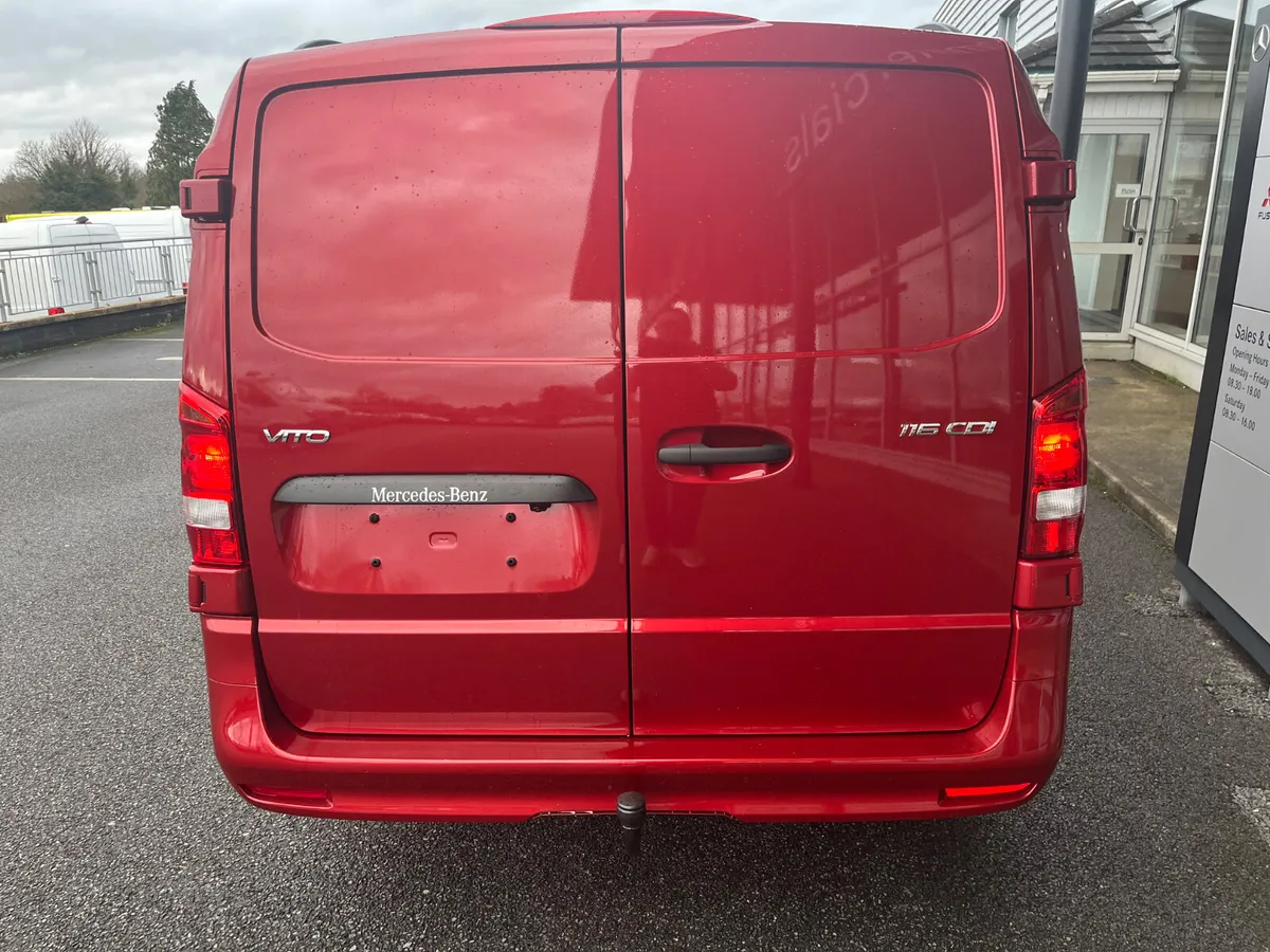 Mercedes Benz Vito 116 PRO Auto - Image 3