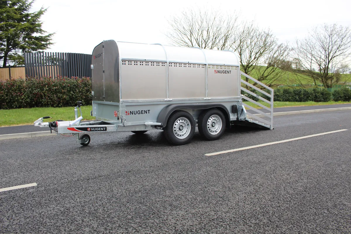 Low Livetsock ( Removable Canopy) - Image 1