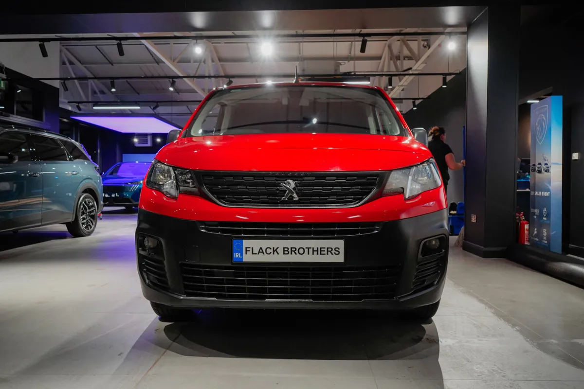 2019 Peugeot Partner Professional 1.6 HDI 75 650KG - Image 3