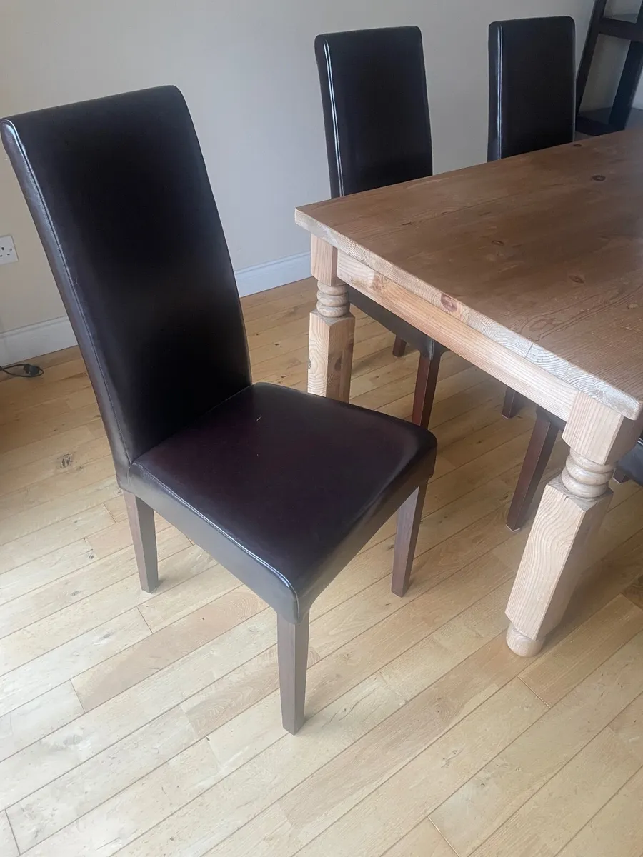 Dining room table and chairs - Image 3