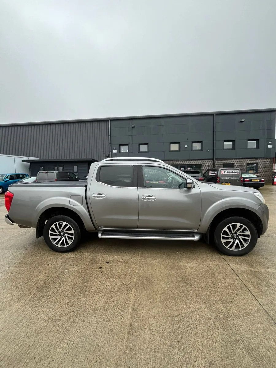 September 2017 Nissan Navara Double Cab Pick Up - Image 3