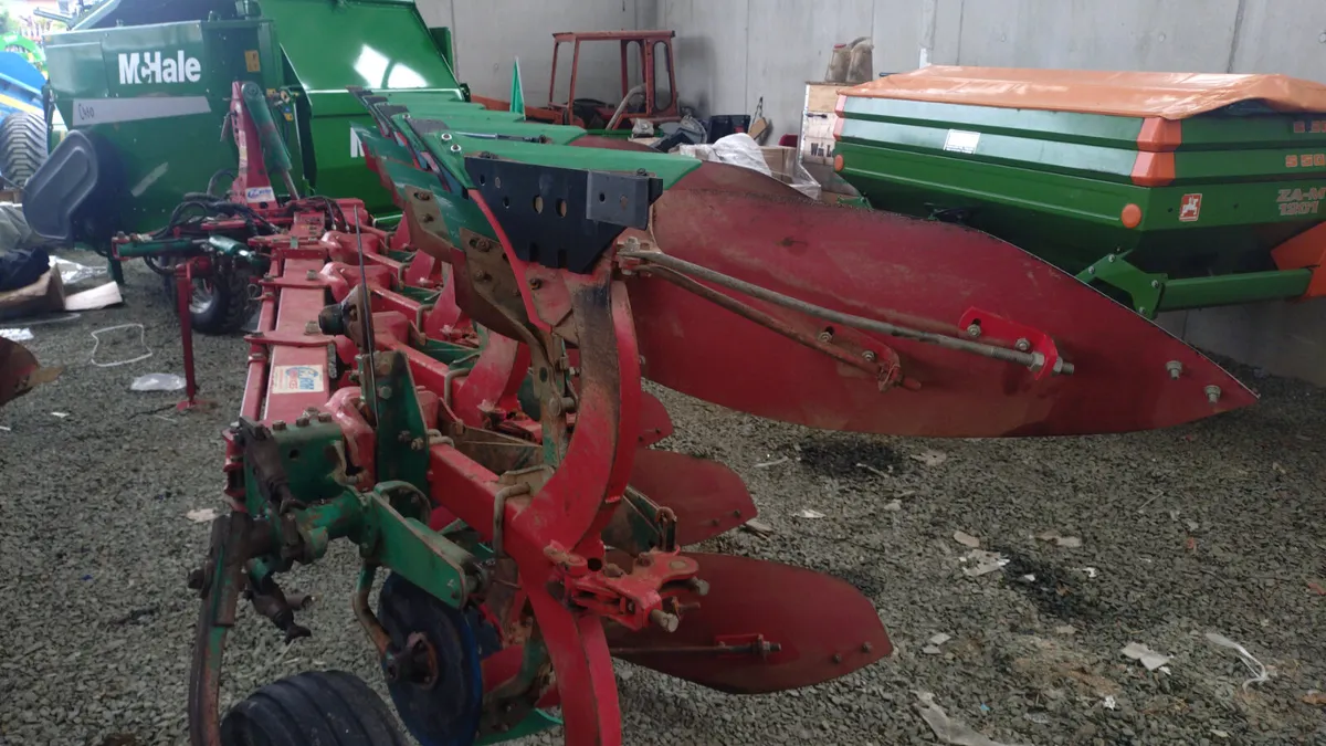 Kverneland Plough - Image 3