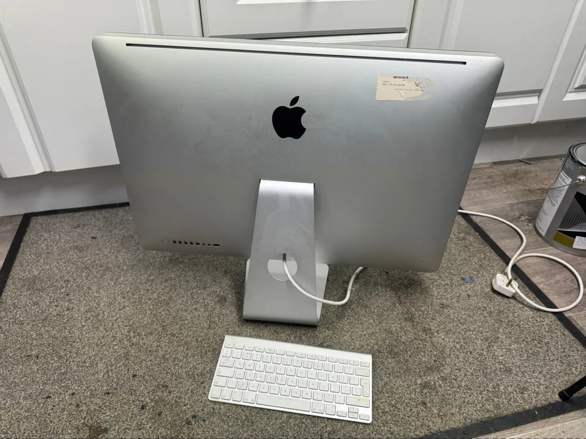 Apple I Mac computer - Image 2