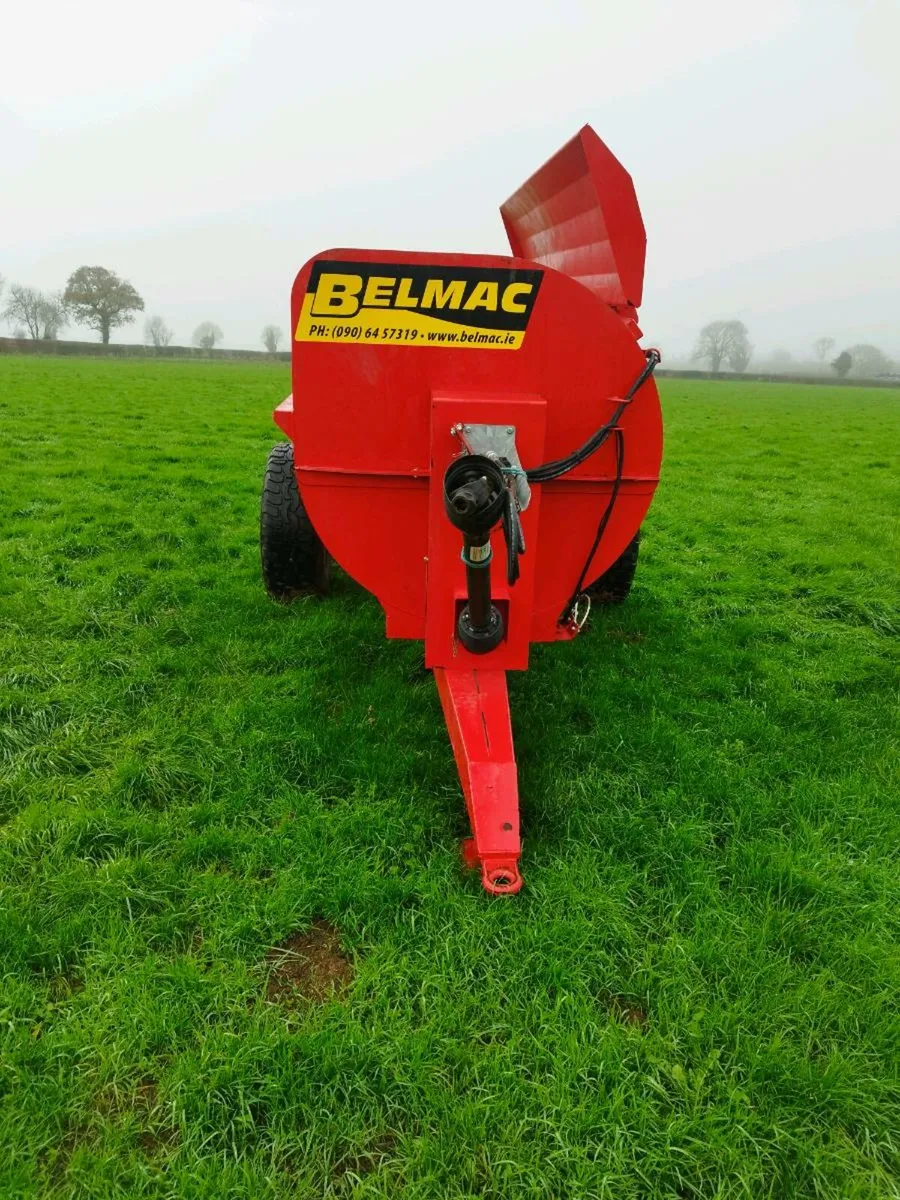 Belmac 7.5 cubic ft Side spreader - Image 4