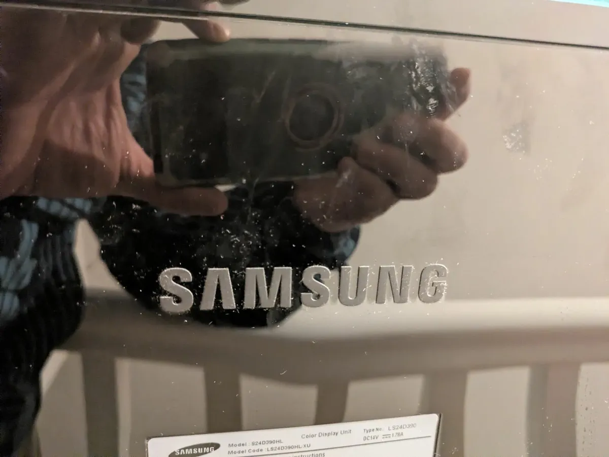 PC Monitor - Image 2