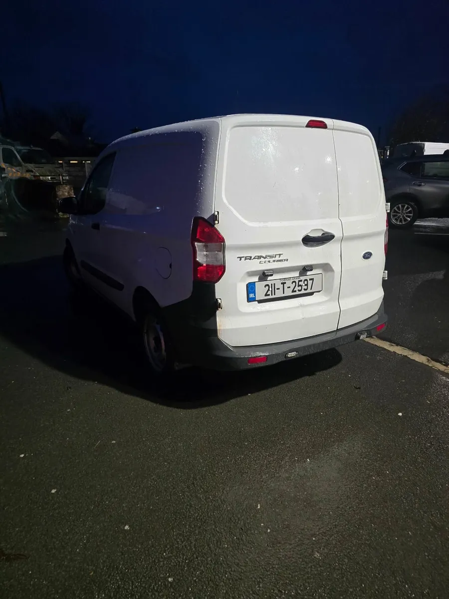 Ford Courier 2021 - Image 2