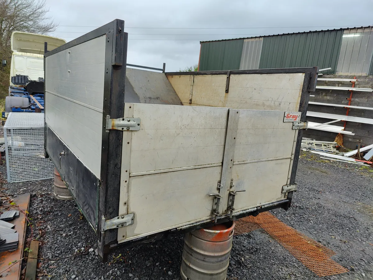 4x4 ARB Tipper body for Isuzu D max - Image 3