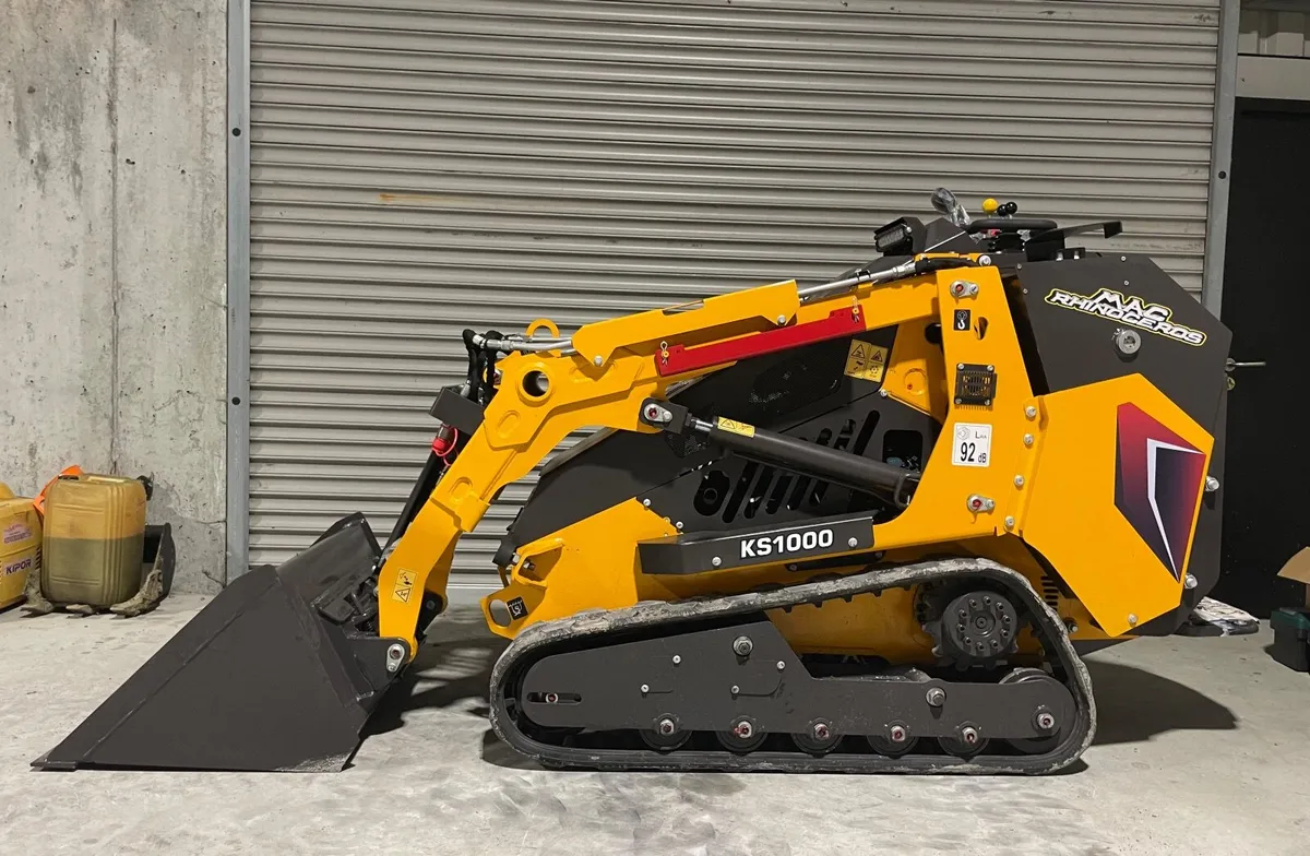Rhino 1.8 ton skidsteer loader. Finance. - Image 1