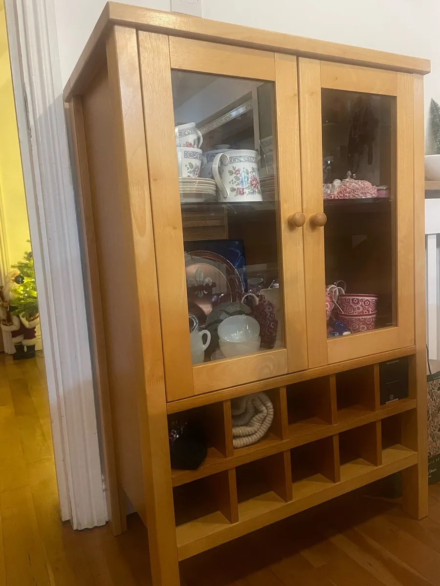 Drinks cabinet - Image 1