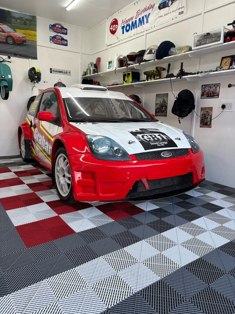 Rallycross car - Image 1