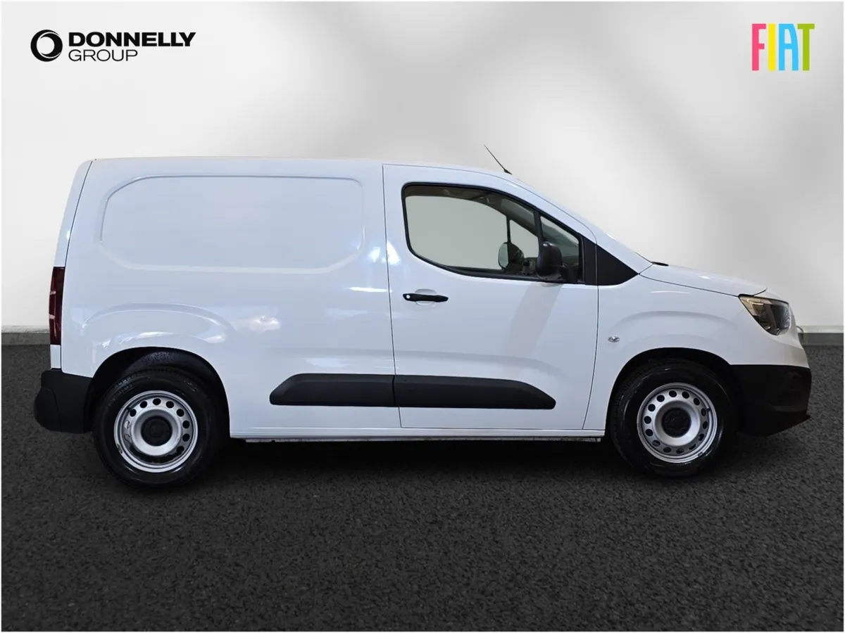 Vauxhall Combo Cargo L1 Diesel Edition - Image 3