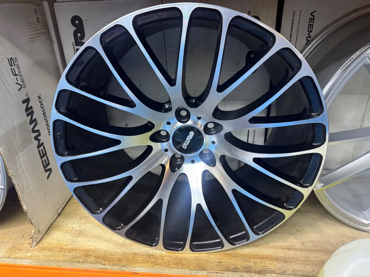 19” Oems 5x112 9.5 concave
