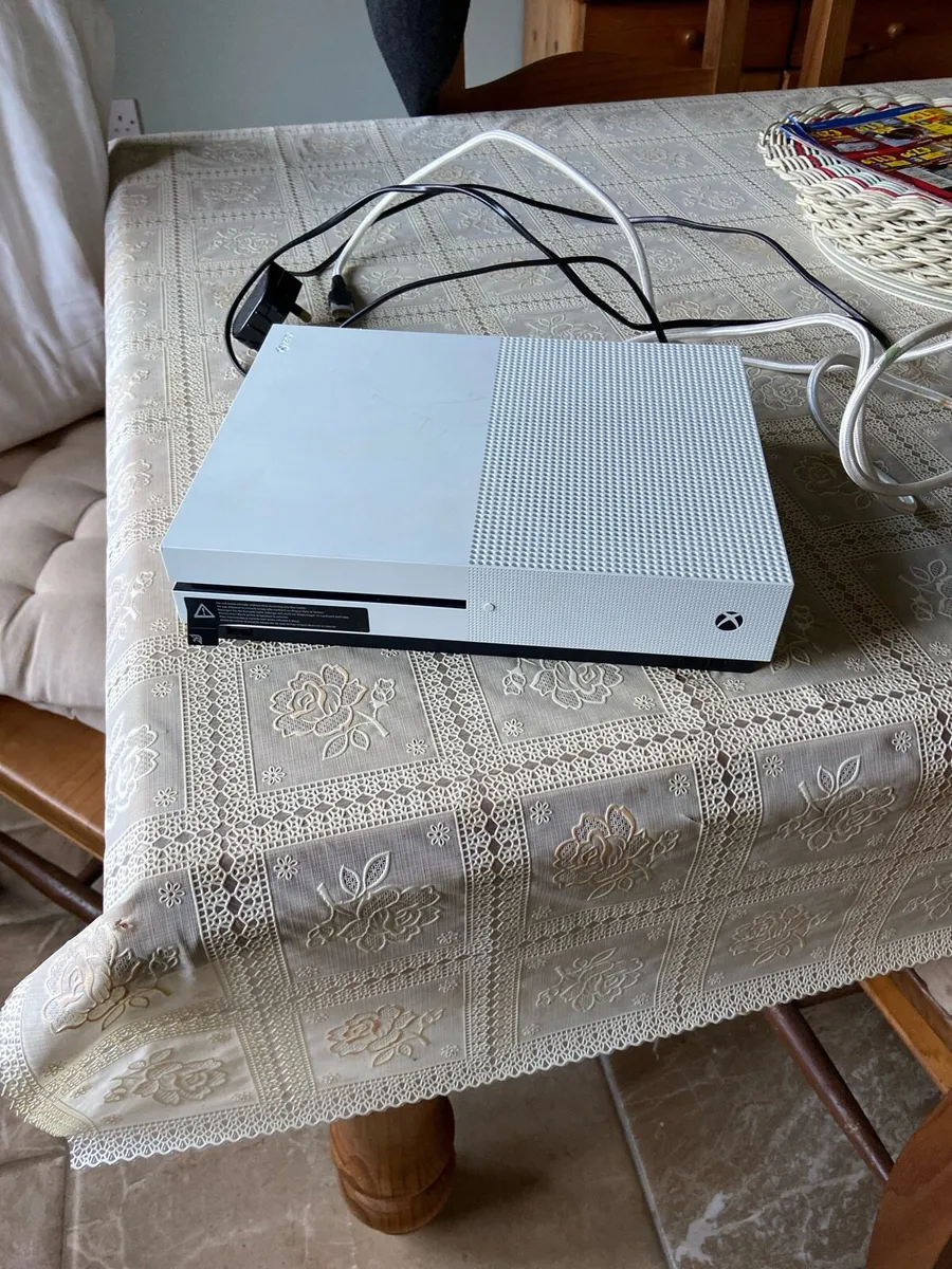 X Box.  One. S - Image 1