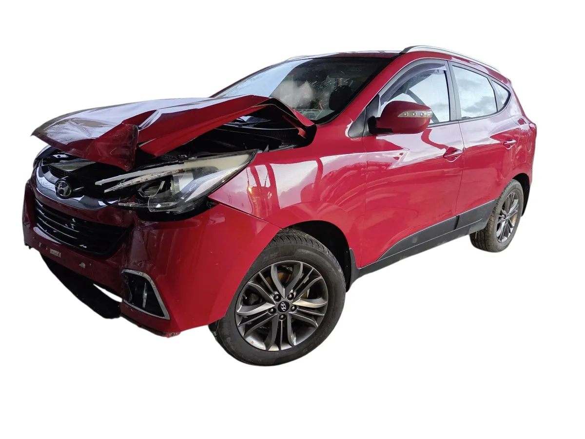 2015 HYUNDAI IX35 Breaking/Dismantling - Image 1