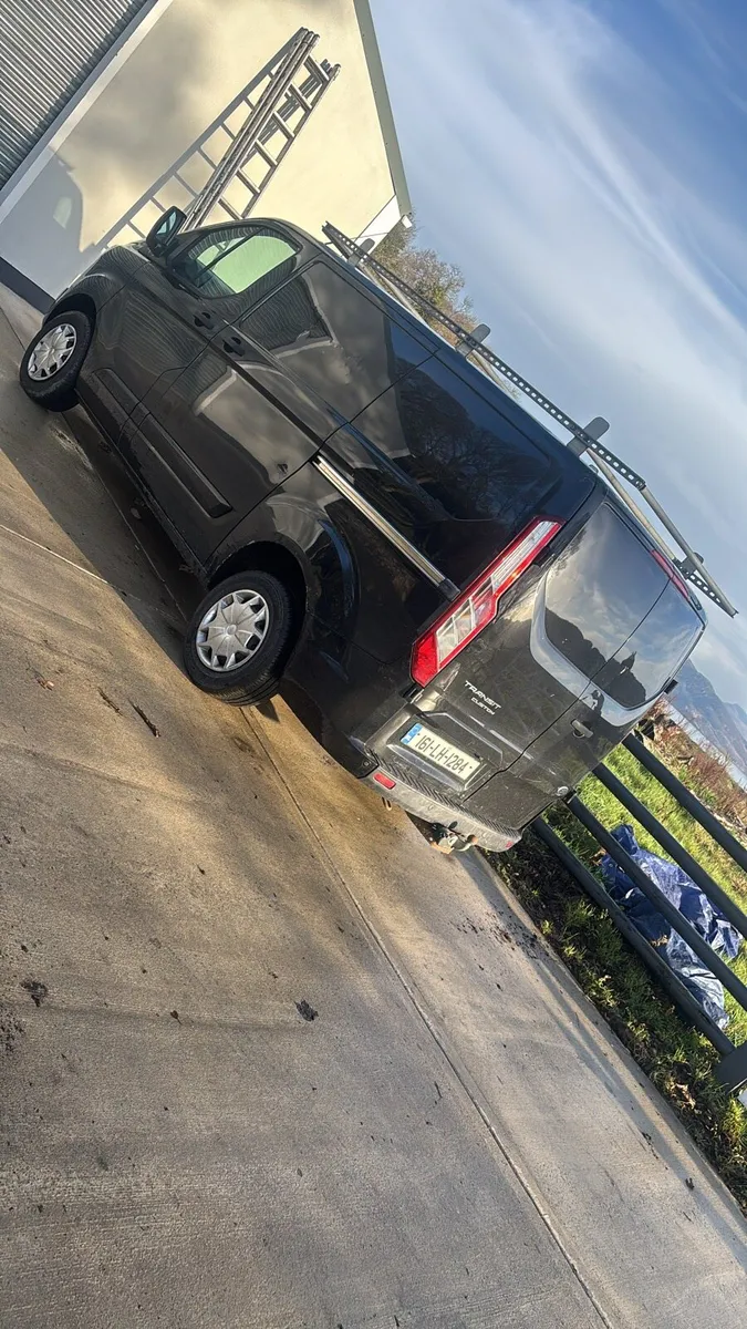 Ford transit custom 2.2 - Image 2