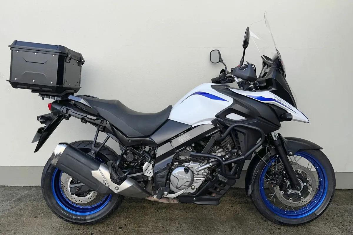 Suzuki DL650 XT V-Strom ABS - Image 1