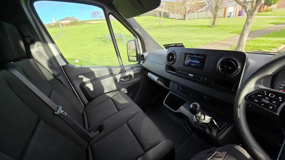 Mercedes-Benz Sprinter 2019 - Image 4