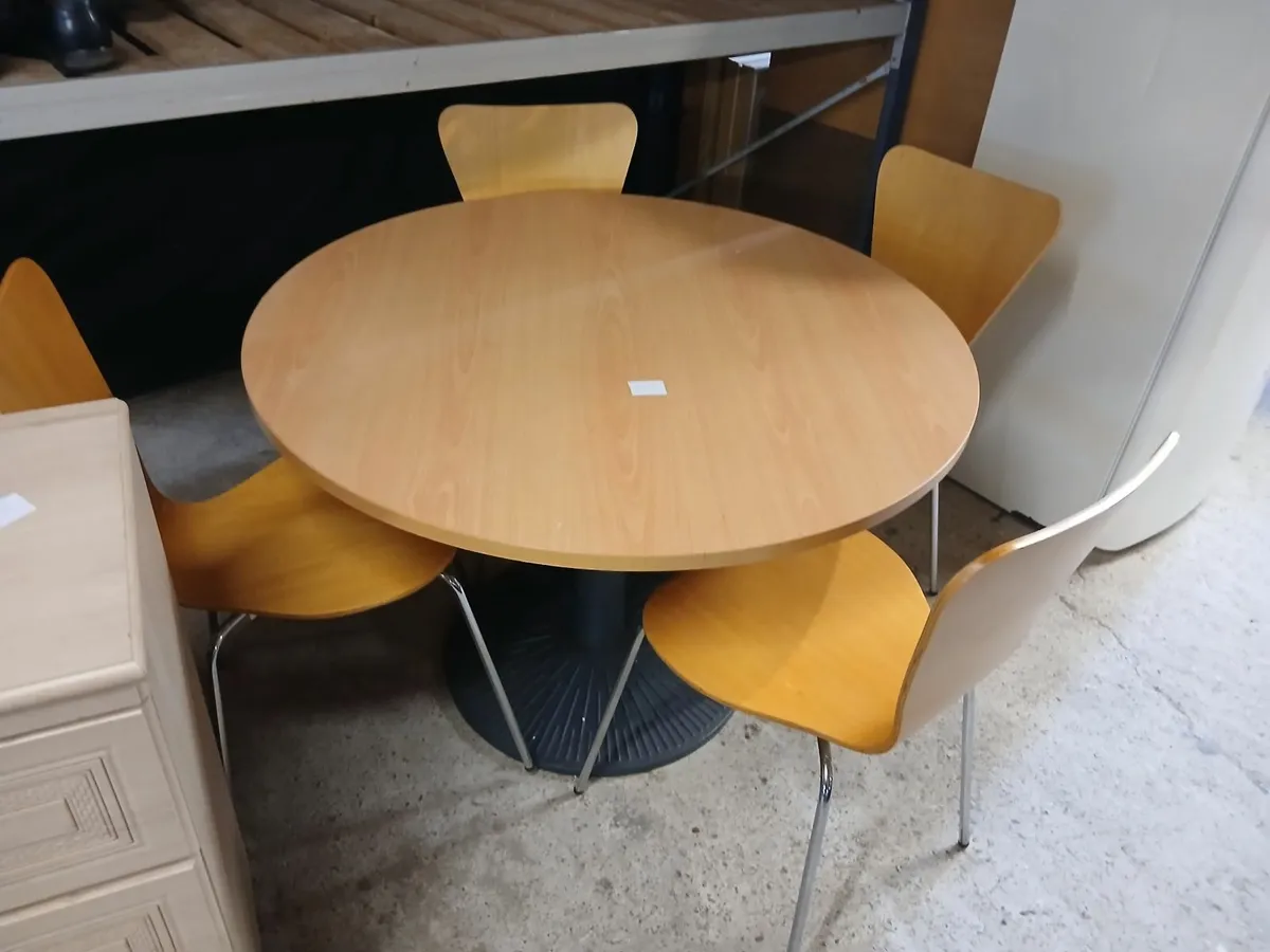 Table sets - Image 1