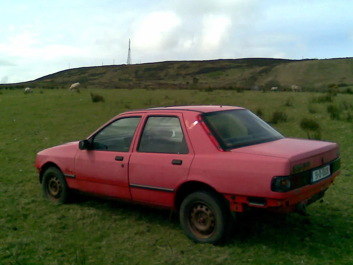 1993 ford Sierra sapphire rear seats (FREE) - Image 1