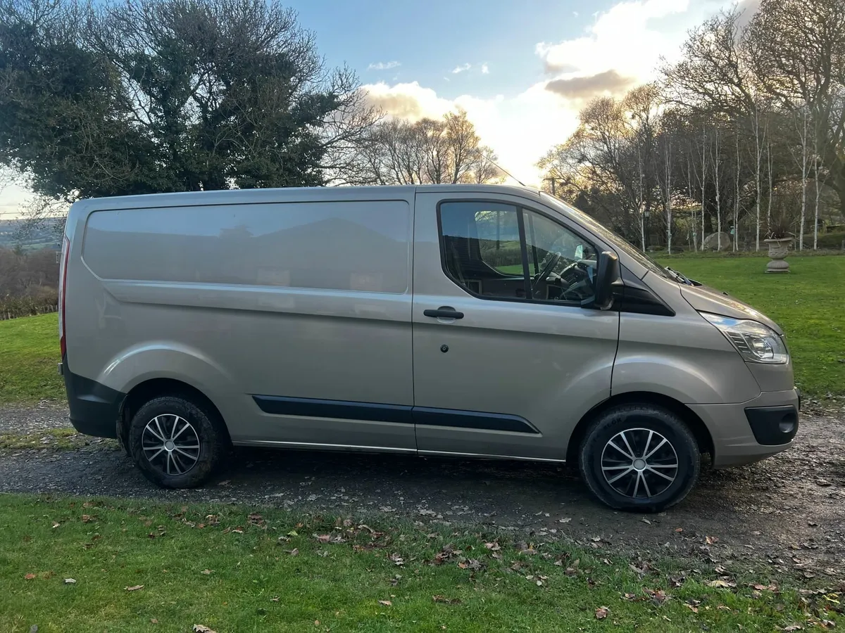 Ford Transit Custom SWB Van / Camper - Image 3