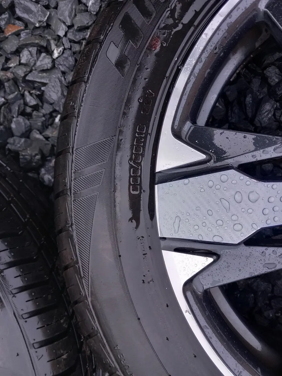 5x108 Genuine Peugeot Alloys 18inch - Image 4