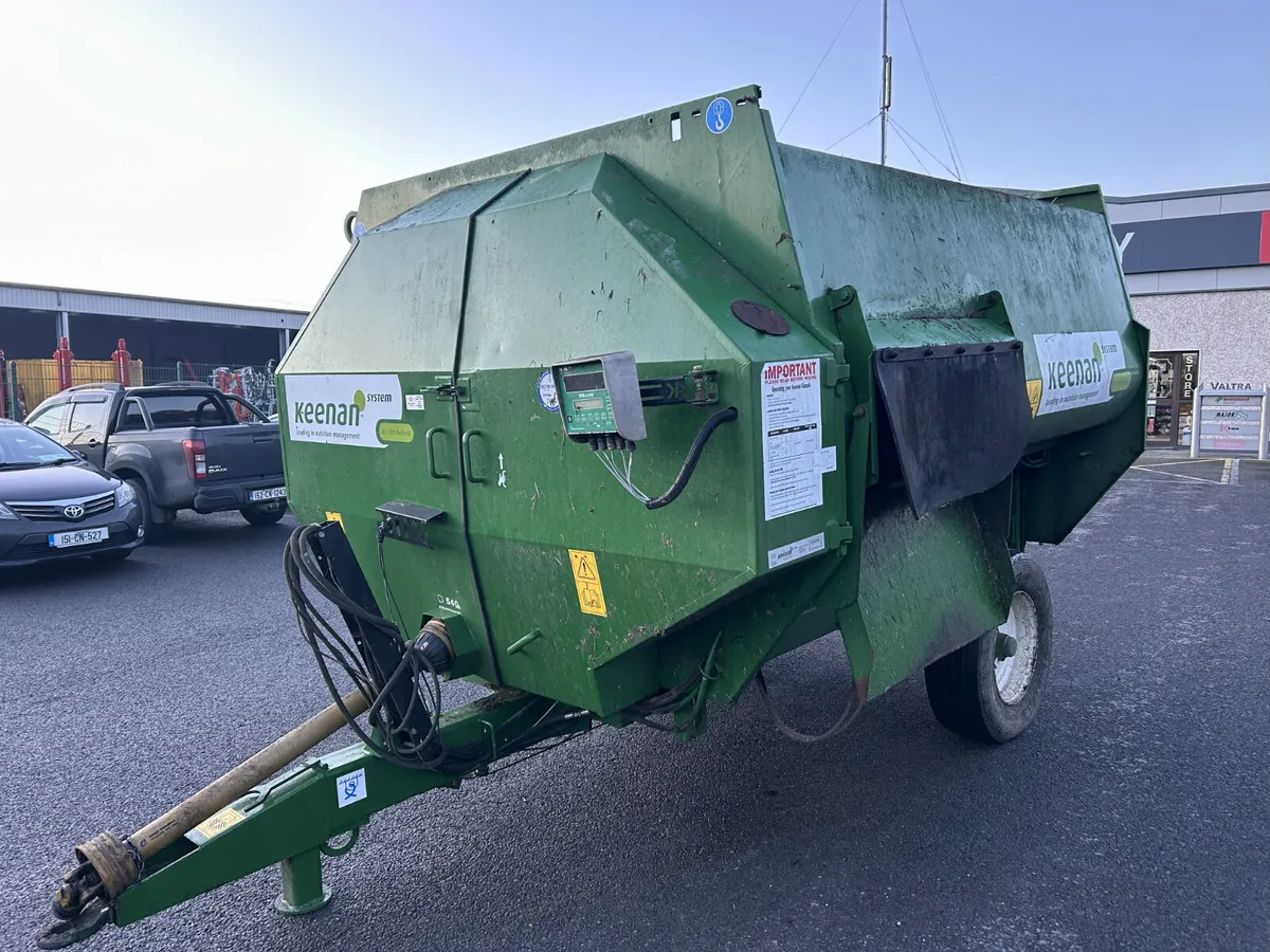 Keenan 100 Paddle Feeder - Image 1