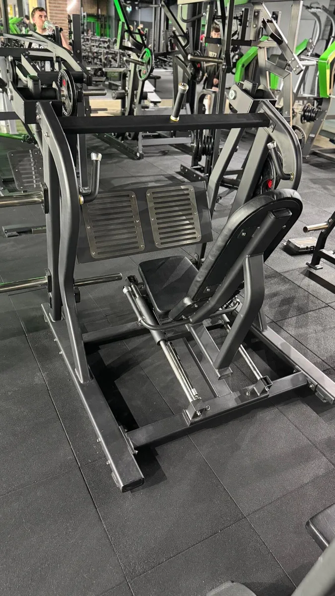 Commercial gym equipment - Image 1