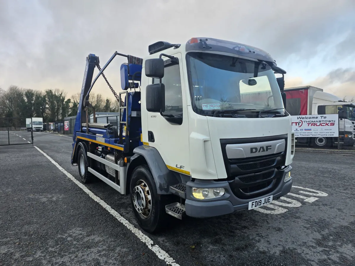 2019 DAF LF 230 18 TON GROSS 4X2 - Image 1