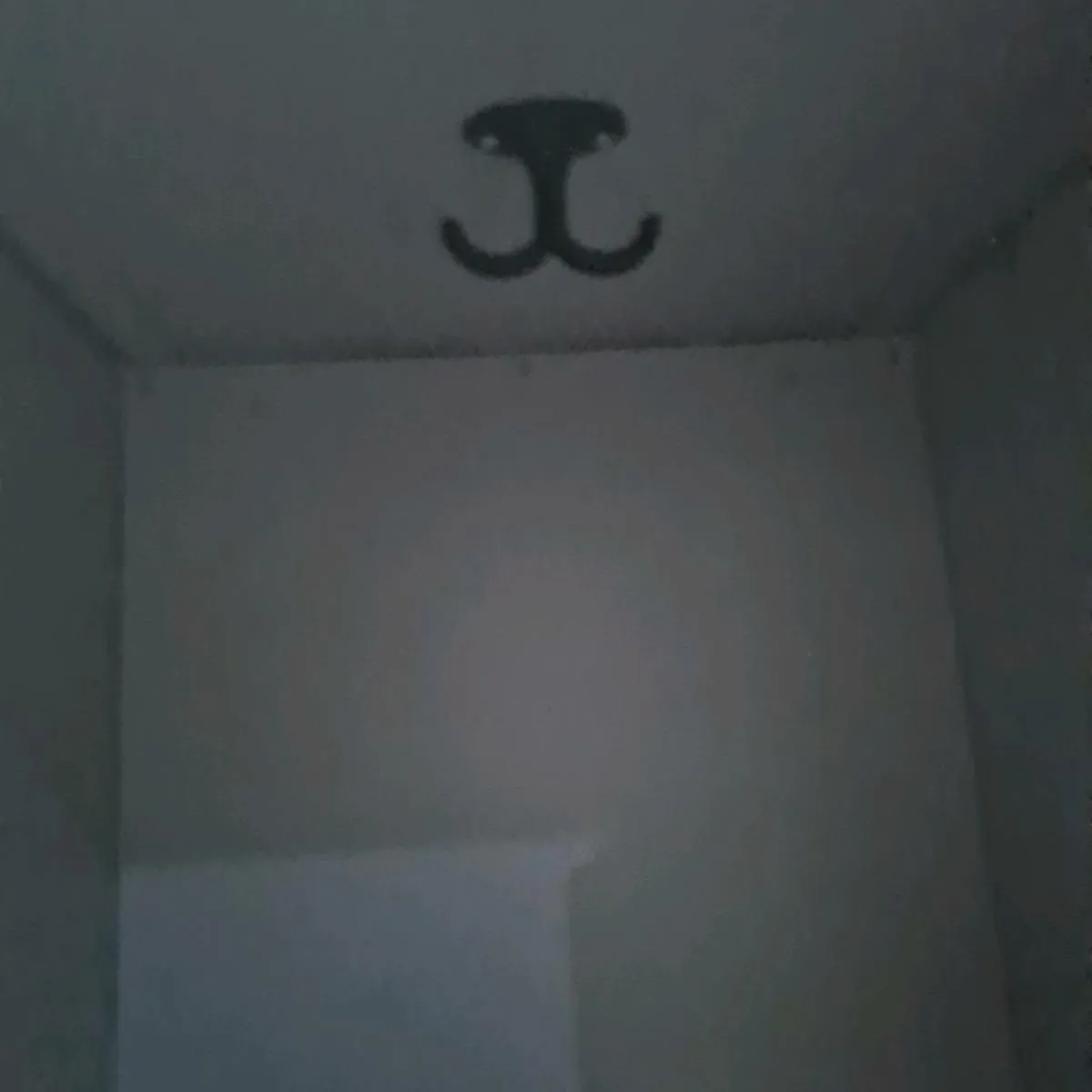 Double doors metal lockers - Image 3