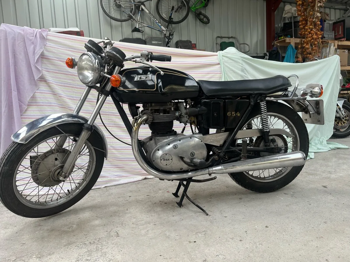 BSA A65 - Image 3