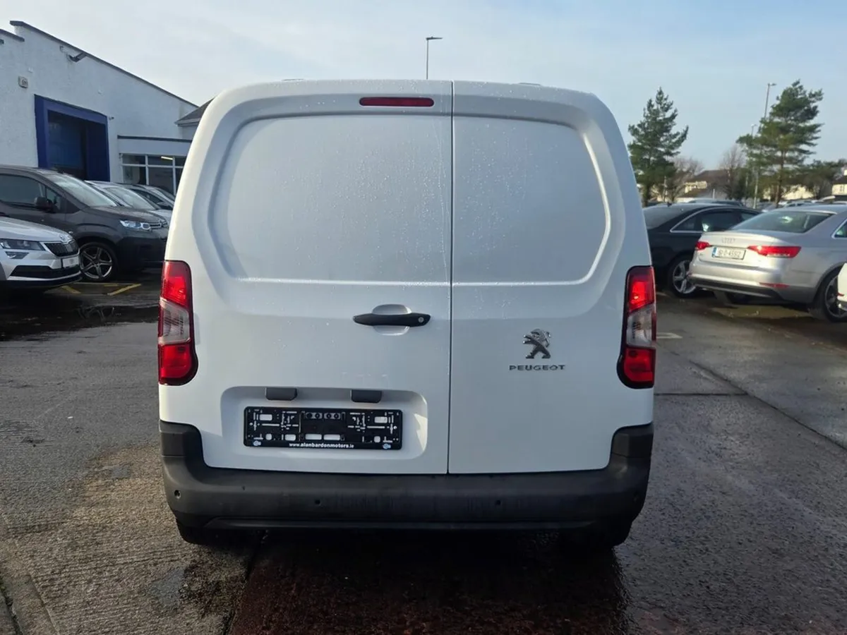Peugeot Partner BLUEHDI PROFESSIONAL PREMIUM PLUS - Image 3
